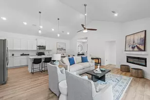 165 Sweetclover St, Freeport, FL 32439 - Photo 6