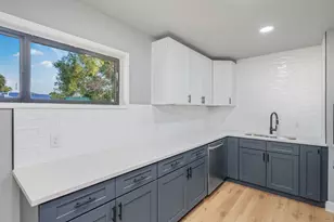 9 NW Highland Dr NW, Fort Walton Beach, FL 32548 - Photo 8