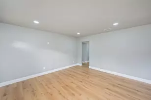 9 NW Highland Dr NW, Fort Walton Beach, FL 32548 - Photo 6