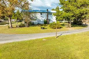 176 Bourbon St, Freeport, FL 32439 - Photo 6