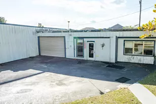 176 Bourbon St, Freeport, FL 32439 - Photo 26