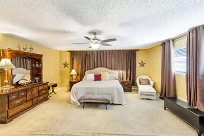 176 Bourbon Street, Freeport, FL 32439 - Photo 10