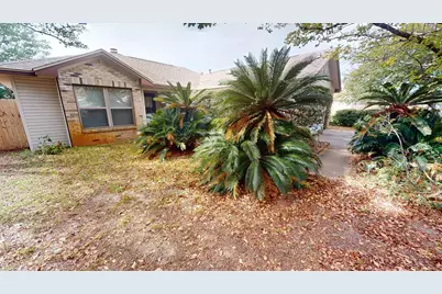 2293 Estate Circle, Navarre, FL 32566 - Photo 4