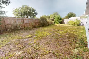 2293 Estate Cir, Navarre, FL 32566 - Photo 36