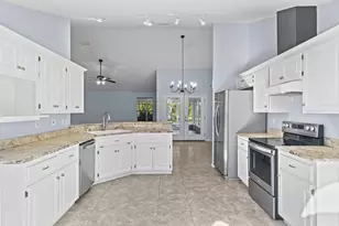 6814 Avenida De Galvez, Navarre, FL 32566 - Photo 16