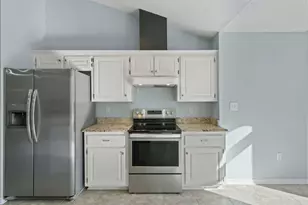 6814 Avenida De Galvez, Navarre, FL 32566 - Photo 18