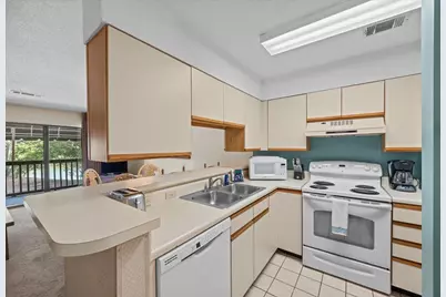 304 Southlake Court #304, Niceville, FL 32578 - Photo 8