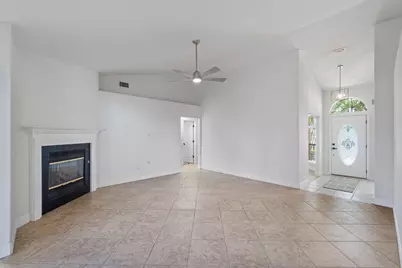 515 Vulpes Sanctuary Loop, Crestview, FL 32536 - Photo 8