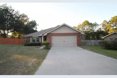 149 Strike Eagle Drive, Crestview, FL 32536 - Photo 1