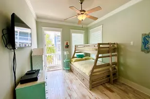 1422 Seaside Cir, Navarre, FL 32566 - Photo 24