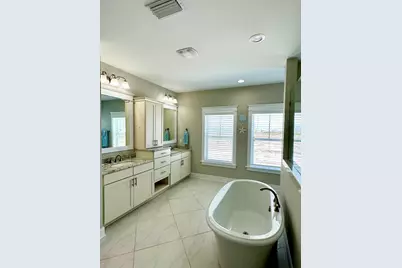 1422 Seaside Circle, Navarre, FL 32566 - Photo 22