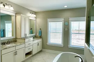 1422 Seaside Cir, Navarre, FL 32566 - Photo 22