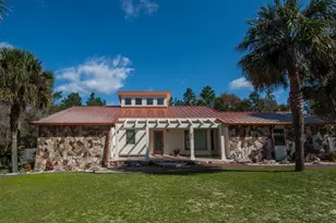 255 Ridge Lake Rd, Crestview, FL 32536 - Photo 2