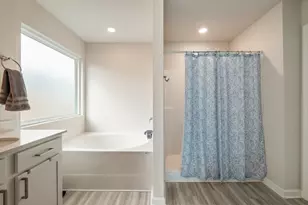 435 Scarborough St, Crestview, FL 32539 - Photo 22