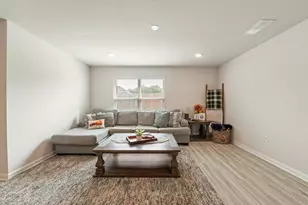 435 Scarborough St, Crestview, FL 32539 - Photo 14