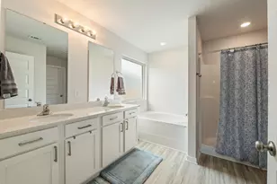 435 Scarborough St, Crestview, FL 32539 - Photo 20