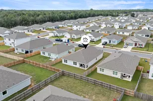 435 Scarborough St, Crestview, FL 32539 - Photo 34