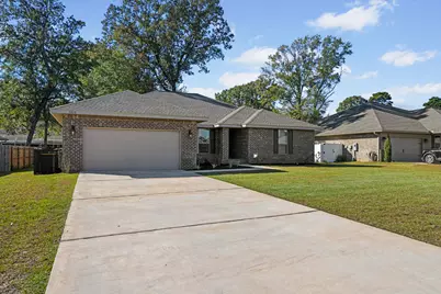 5810 Crestlake Drive, Crestview, FL 32536 - Photo 2