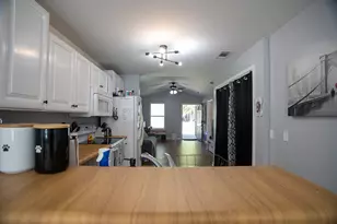 619 W Orange Ave W, Defuniak Springs, FL 32435 - Photo 6