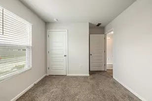 932 Sandbar Loop, Crestview, FL 32539 - Photo 6