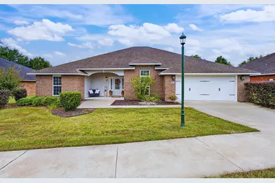 4670 Chanteuse Parkway, Crestview, FL 32539 - Photo 1