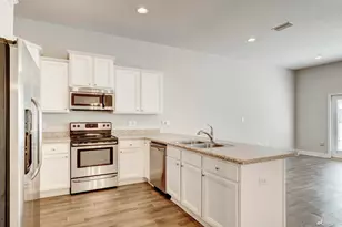 105 Grand Falls Ln, Panama City Beach, FL 32407 - Photo 8