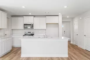 5900 Pelagic Dr, Milton, FL 32583 - Photo 4