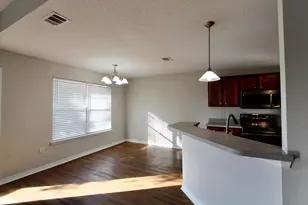 205 Tiffot Ct, Crestview, FL 32539 - Photo 4