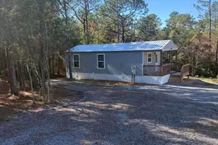 749 Brookside Dr, Defuniak Springs, FL 32433 - Photo 2