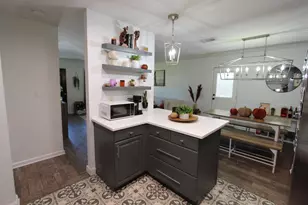 41 NW Moriarty Street NW, Fort Walton Beach, FL 32548 - Photo 4