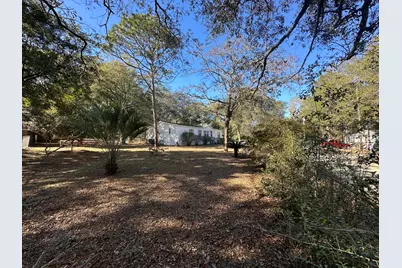 63 Cherokee Circle, Defuniak Springs, FL 32433 - Photo 2