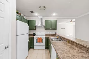 1640 Vecuna Cir, Panama City Beach, FL 32407 - Photo 20