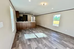 600 W Violet Ln W, Defuniak Springs, FL 32433 - Photo 6