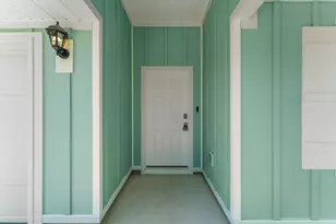 453 Riverwalk Cir, Freeport, FL 32439 - Photo 4