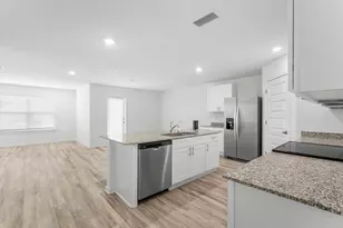 453 Riverwalk Cir, Freeport, FL 32439 - Photo 14