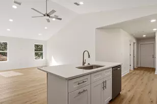 374 S 20th Street S, Defuniak Springs, FL 32435 - Photo 14