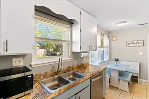 206 Seville Cir, Mary Esther, FL 32569 - Photo 10