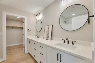 8090 3rd St, Laurel Hill, FL 32567 - Photo 16