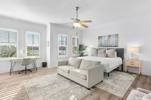 118 Carillon Market St, Panama City Beach, FL 32413 - Photo 10