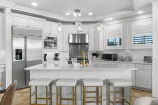 118 Carillon Market St, Panama City Beach, FL 32413 - Photo 8