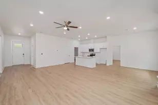 329 Shoal River Dr Dr, Crestview, FL 32539 - Photo 8