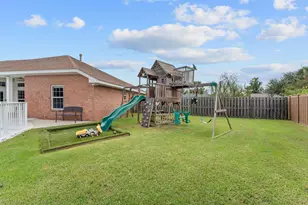 1107 N College Blvd N, Lynn Haven, FL 32444 - Photo 6