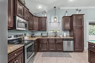 9250 Tarrant Ct, Navarre, FL 32566 - Photo 12