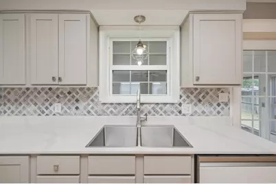 516 Stillwell Boulevard, Crestview, FL 32539 - Photo 12