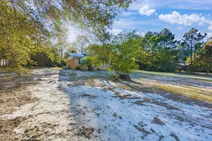 552 Roberts Dr, Defuniak Springs, FL 32433 - Photo 4