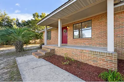 552 Roberts Drive, Defuniak Springs, FL 32433 - Photo 2