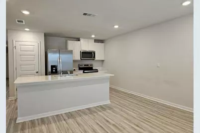 327 Flounder Street, Crestview, FL 32539 - Photo 4