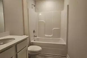 327 Flounder St, Crestview, FL 32539 - Photo 12