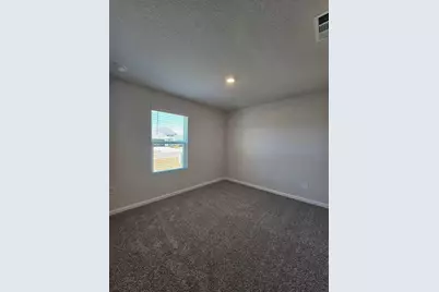 327 Flounder Street, Crestview, FL 32539 - Photo 8