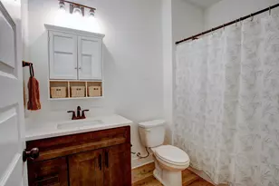 1522 27th St, Niceville, FL 32578 - Photo 32